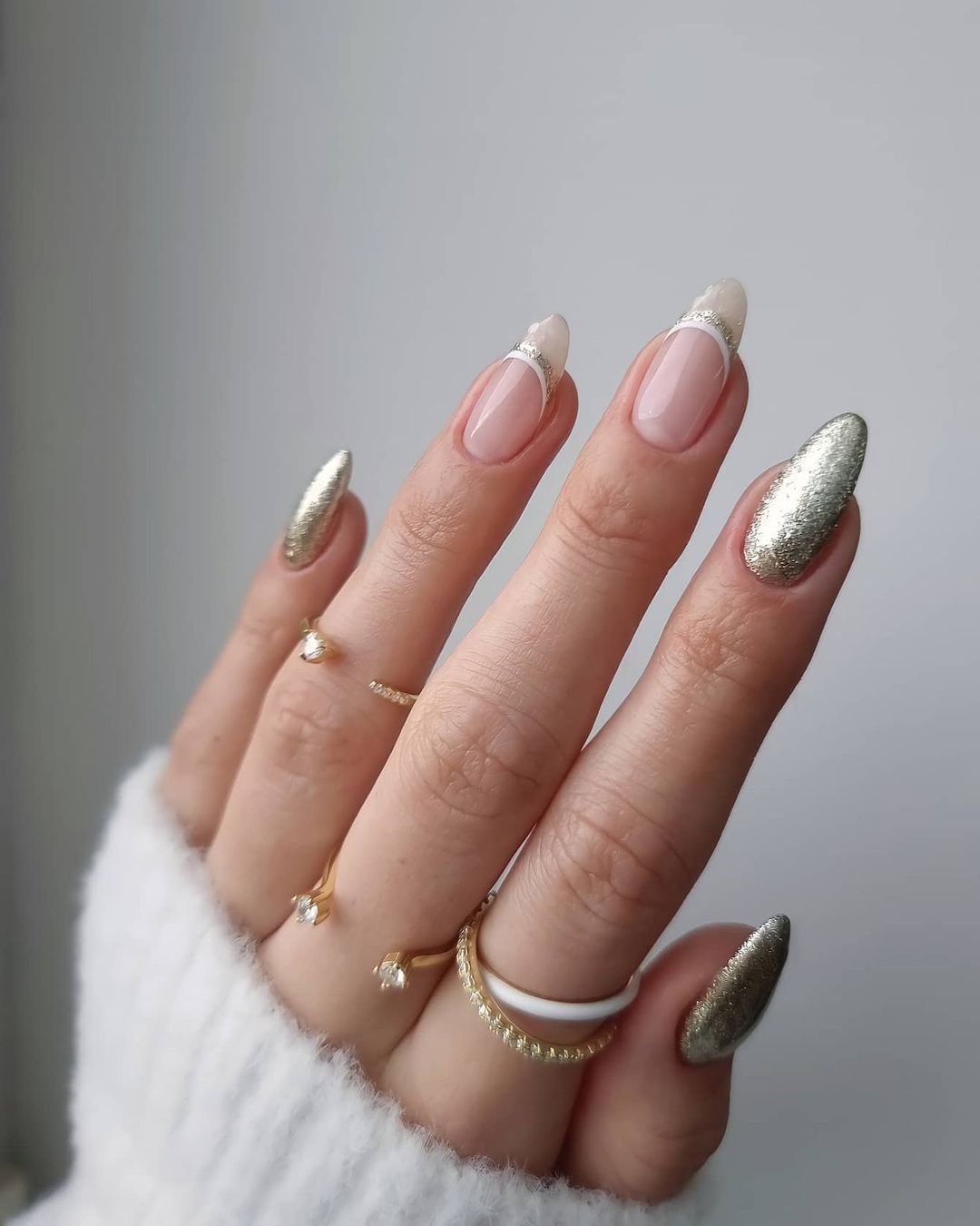 winter wedding nails for bridesmaids