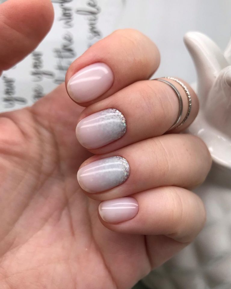 Winter Wedding Nails That Make A Difference [2022/23 GUIDE & FAQS]