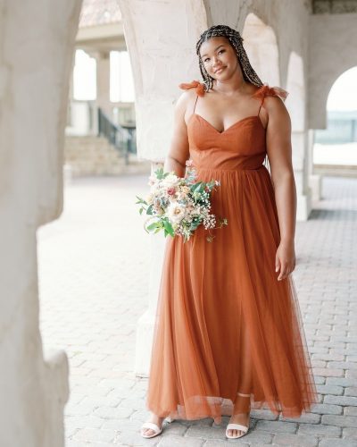 plus-size-bridesmaid-dresses-ideas-for-every-wedding-season