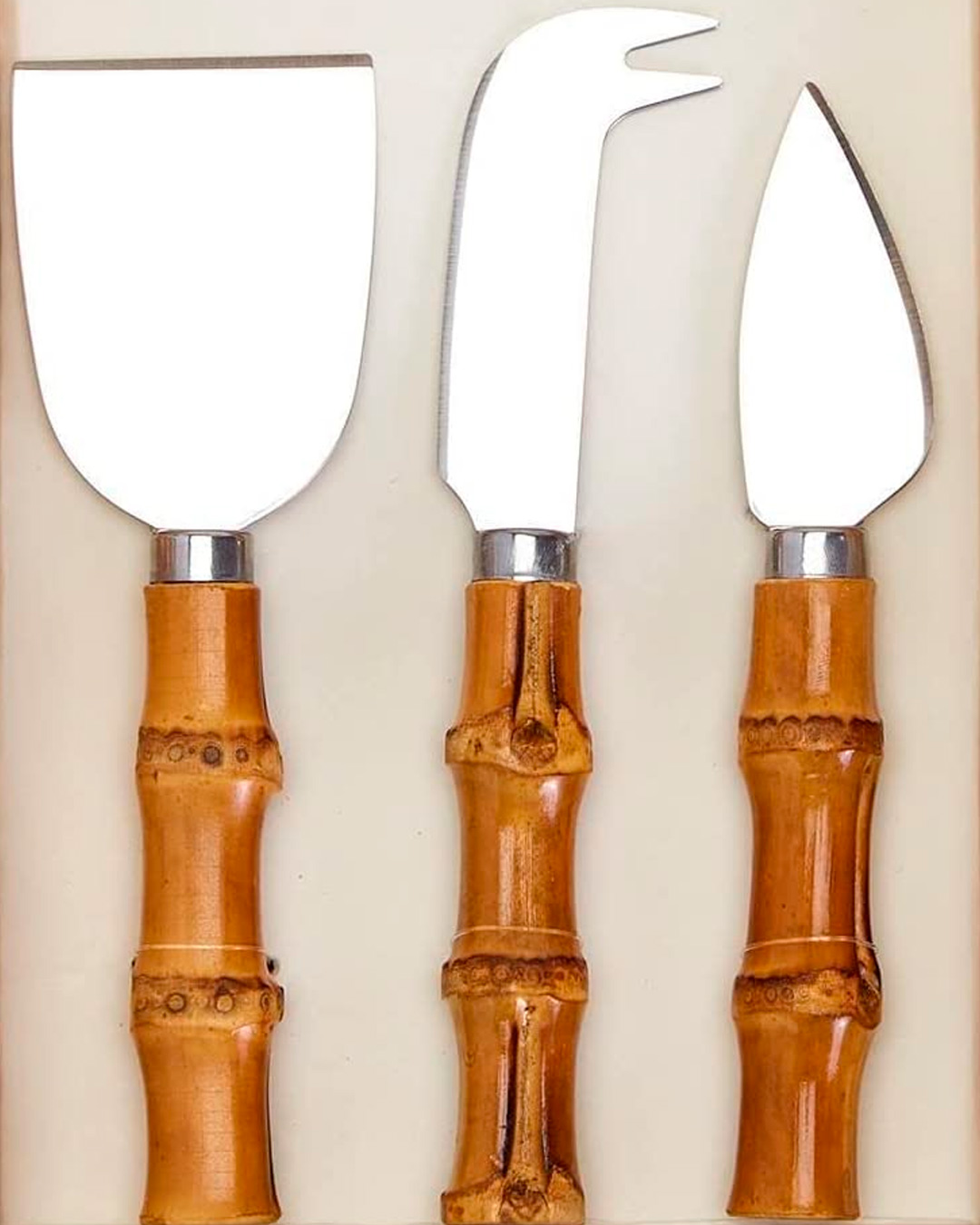 wedding-gift-ideas-cheese-knives