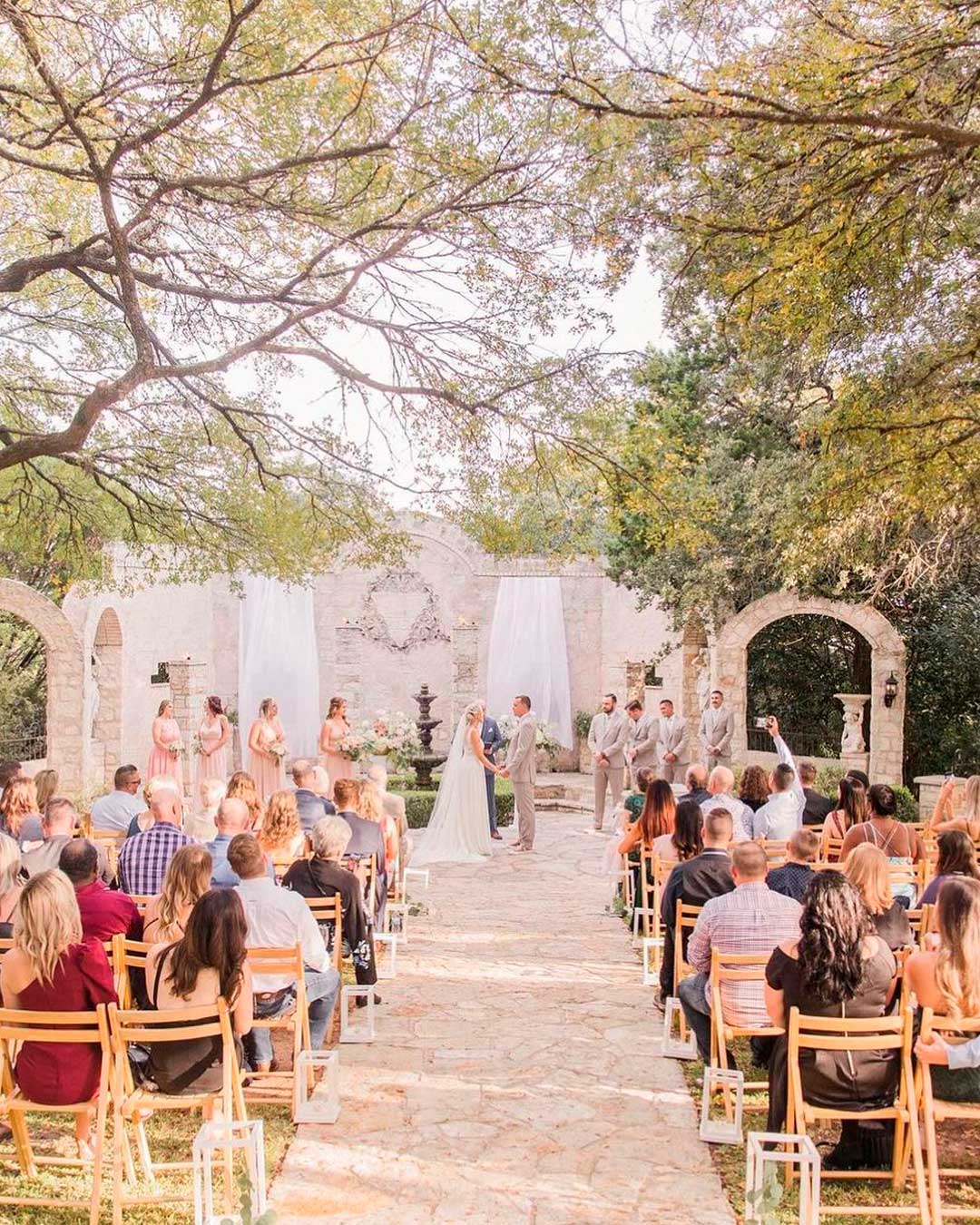 wedding venues in austin house outdoor aisle