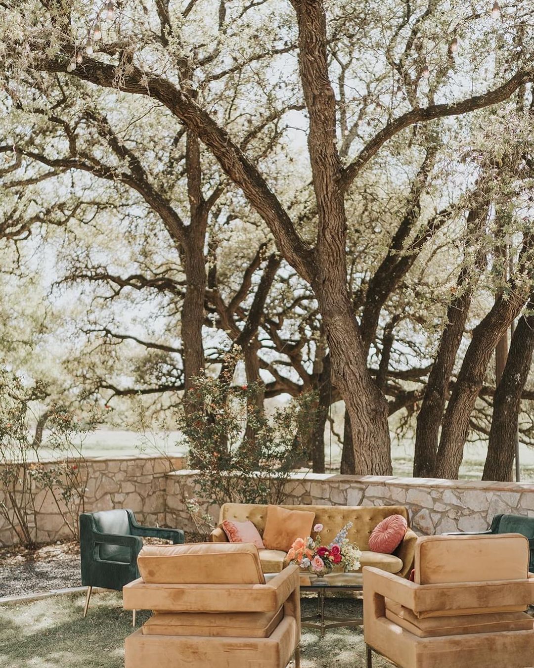 wedding venues in austin outdoor relax zone