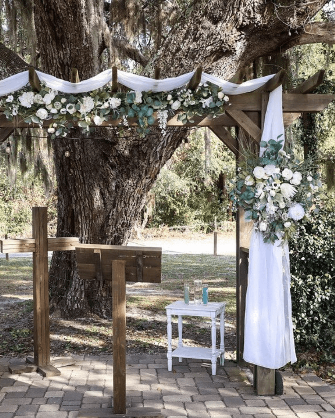 best wedding venues in florida arch in woods