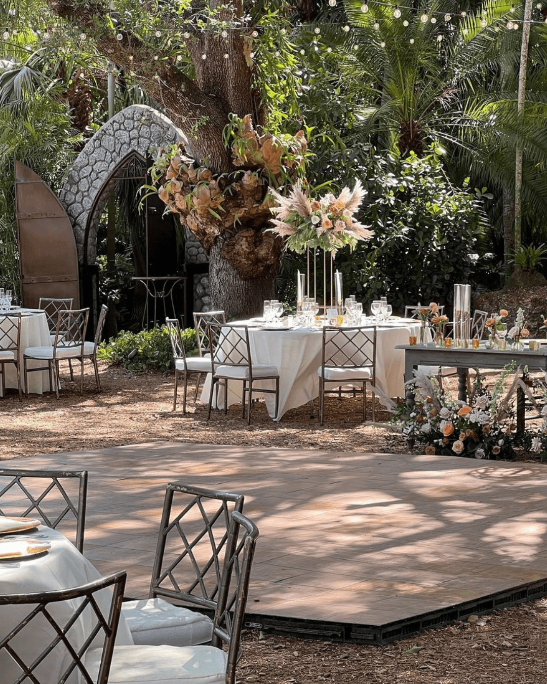 best wedding venues in florida ceremony in the yard
