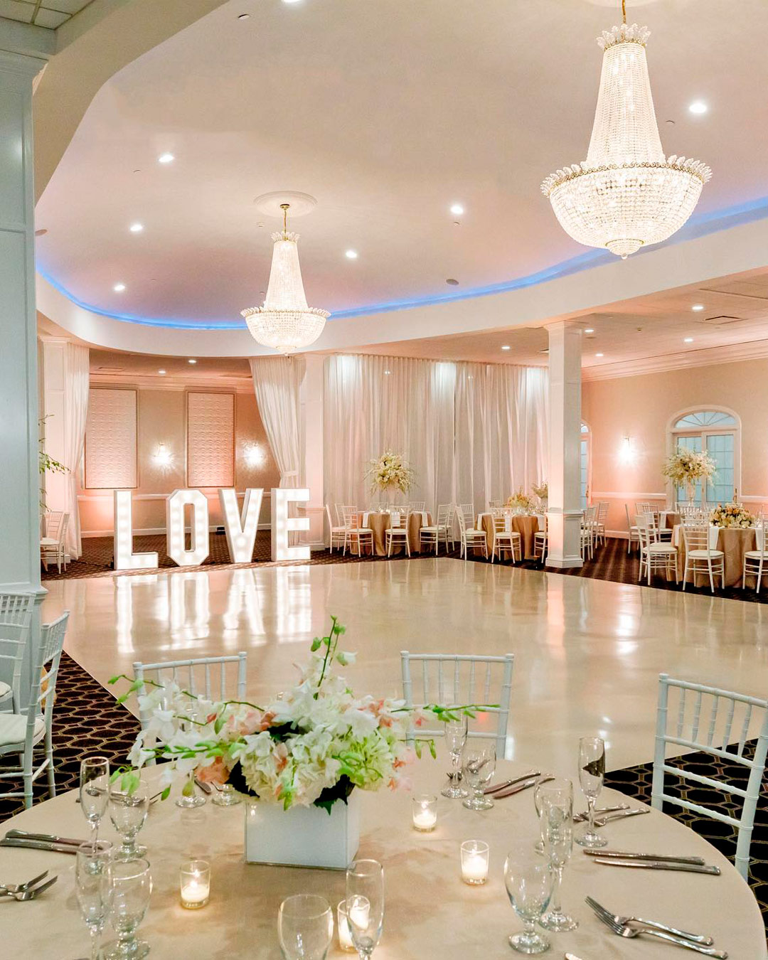 best wedding venues in massachusetts indoor table