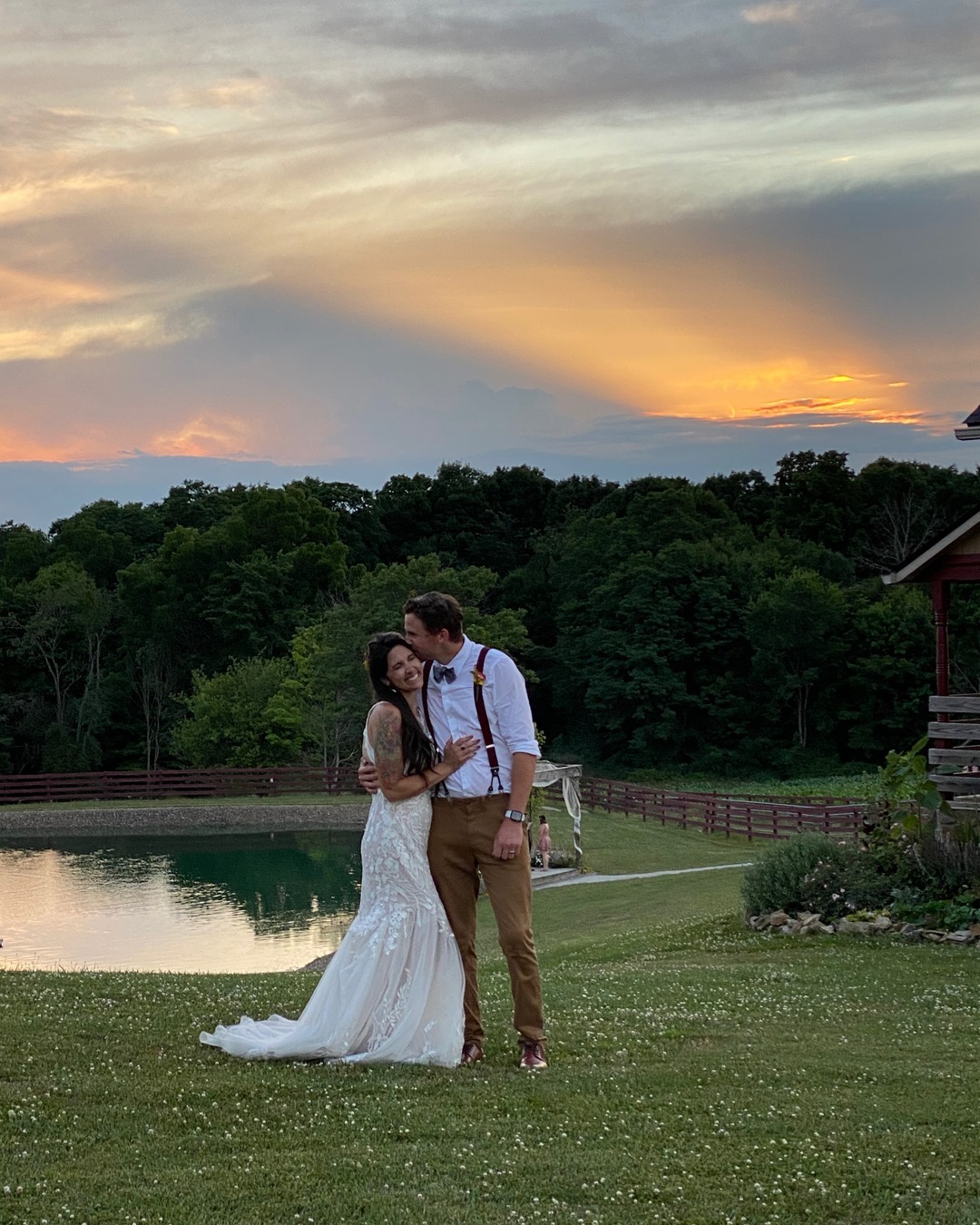 best wedding venues in ohia bride groom pond