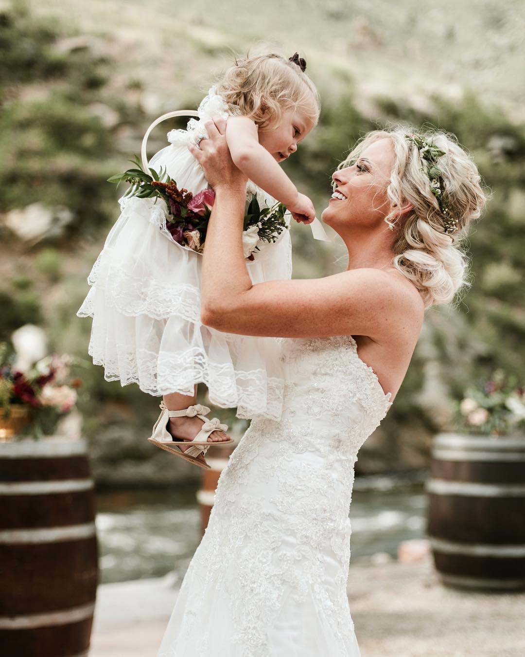 Flower Girl And Ring Bearer Photo Ideas For Your Wedding