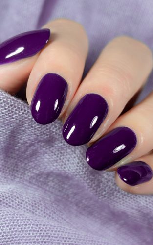 purple wedding nails main img