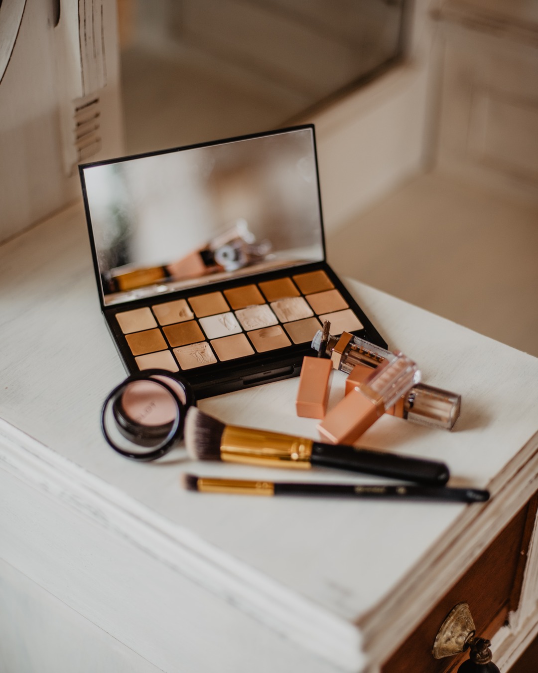 Airbrush Makeup For A Wedding - Tips & Techniques