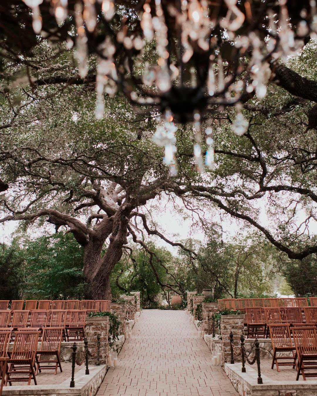 best wedding venues in texas backyard aisle