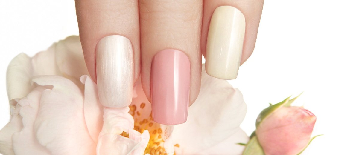 10 Wedding Nails Color Ideas & Tips For 2025