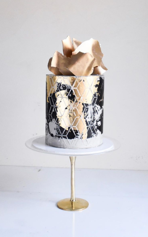 Black And Gold Cakes: Top Unique Ideas For Your Wedding