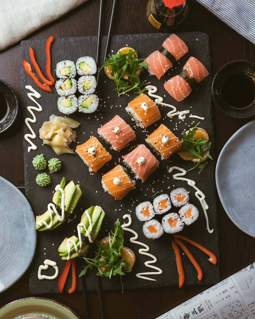 wedding food ideas sushi set jakub dziubak unsplash