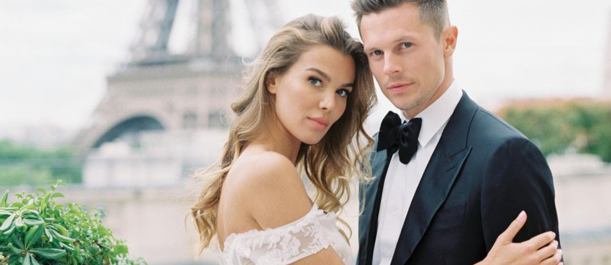 Adults-Only Wedding Wording Templates To Be Clear And Polite