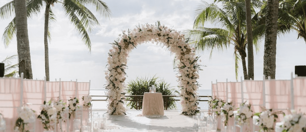 21 Tips And Ideas For Planning A Perfect Beach Wedding