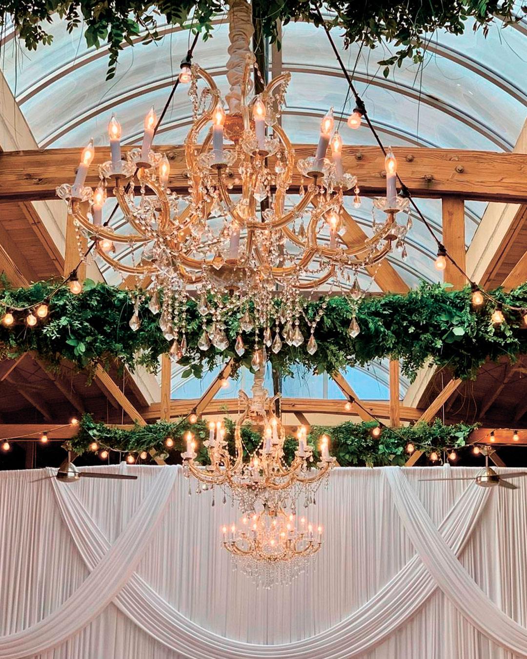 best illinois wedding venues lights greenery