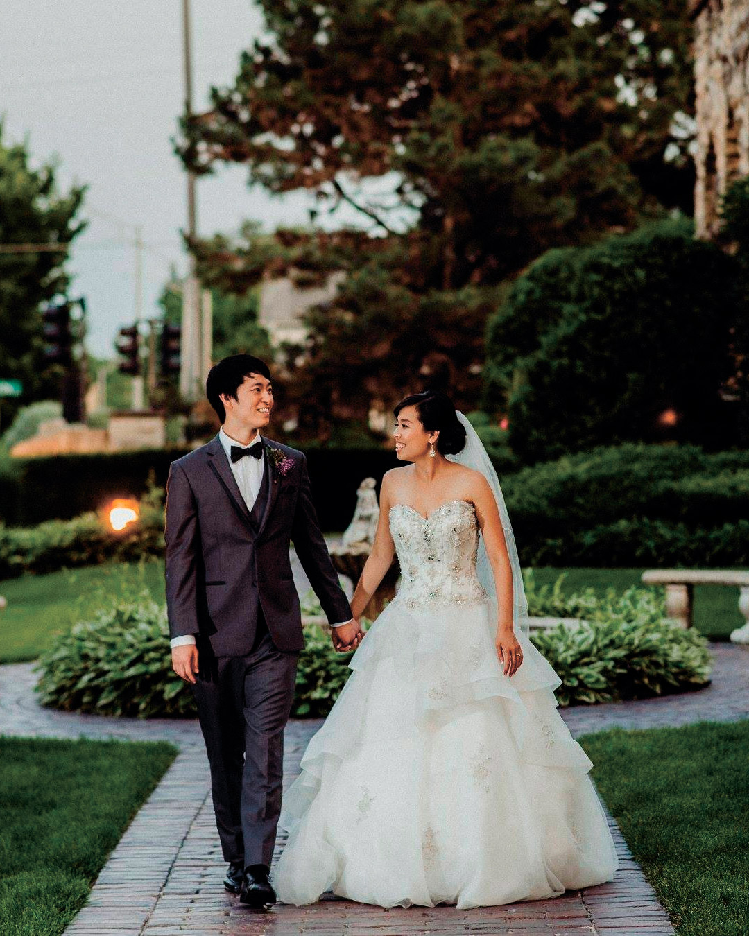 best illinois wedding venues outdoor greenery
