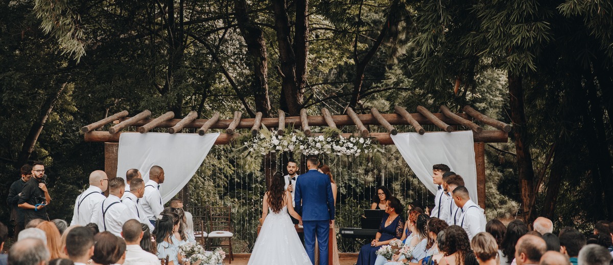 Park Wedding: 20 Beautiful Decor Ideas + FAQs