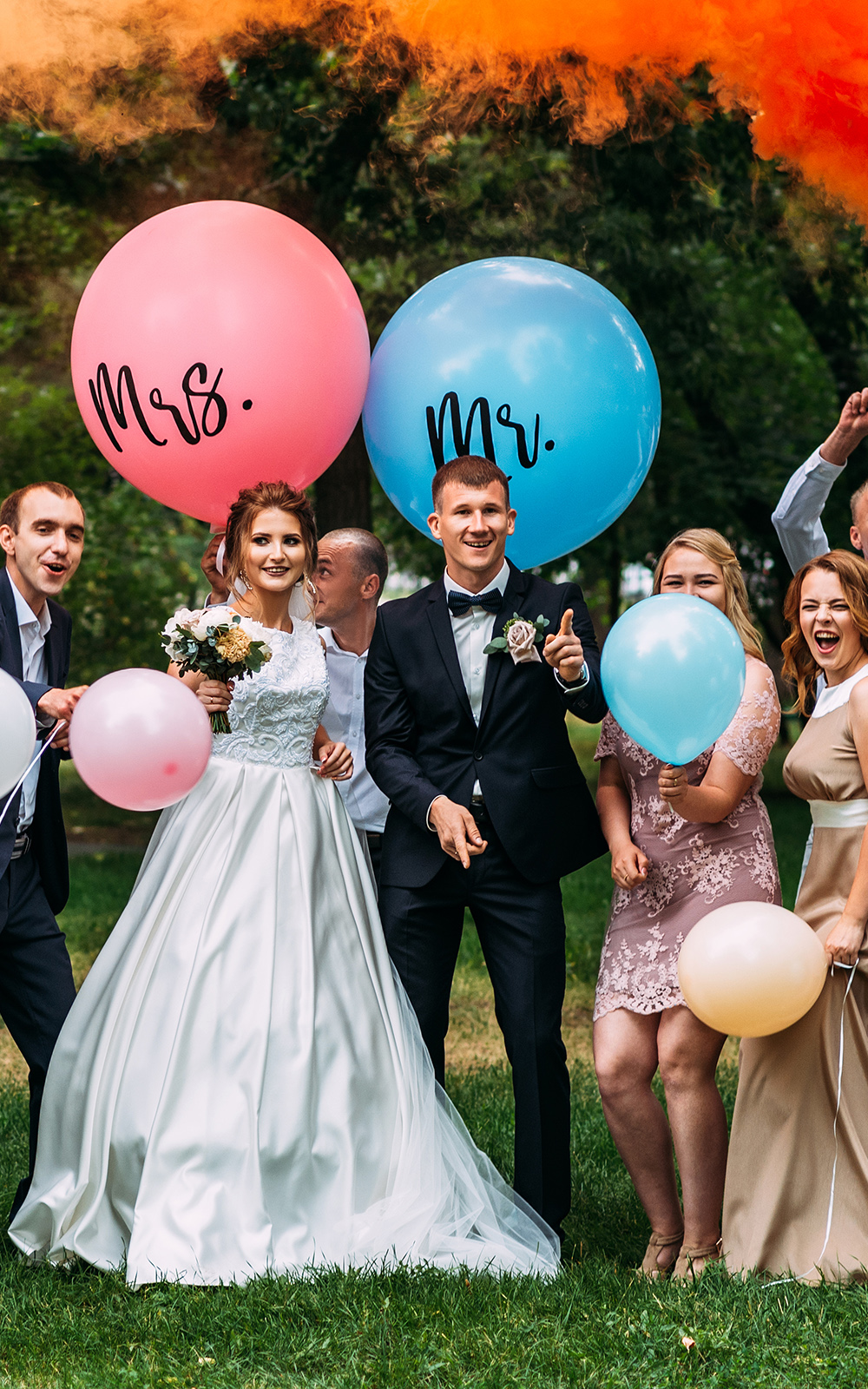 Wedding Guest Couple Brown Outfit  Wedding attire guest, Prom poses, Prom  couple outfits