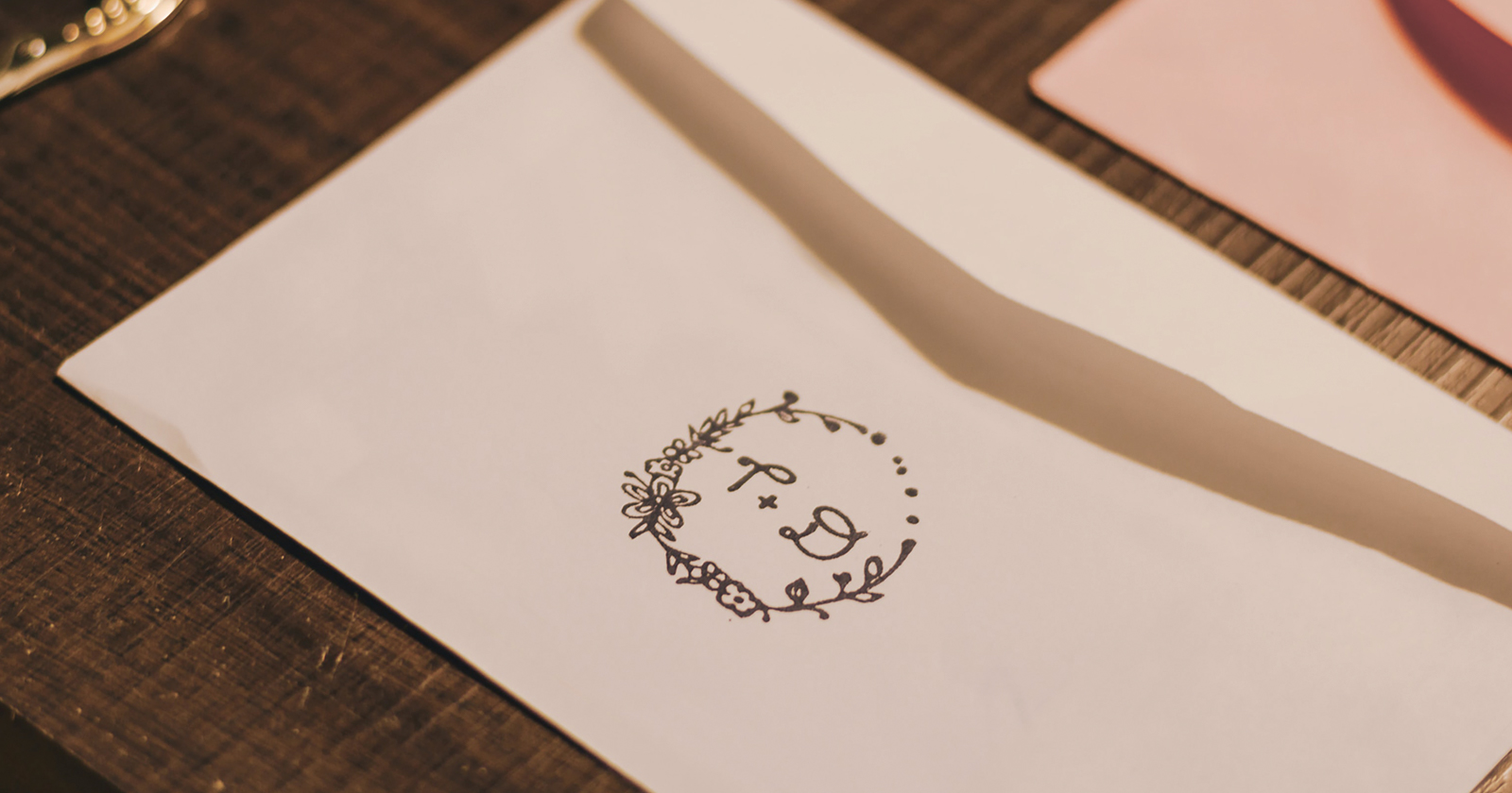 15 Best Cheap Wedding Programs Ideas + DIY Tips