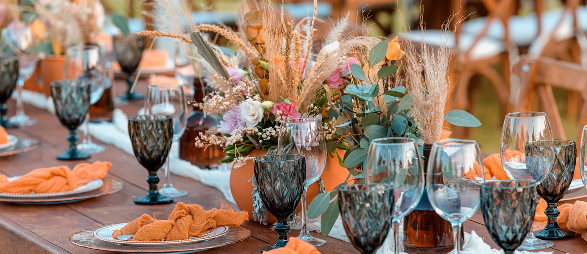Rust Wedding Color: Best Combinations For Every Type Of Wedding