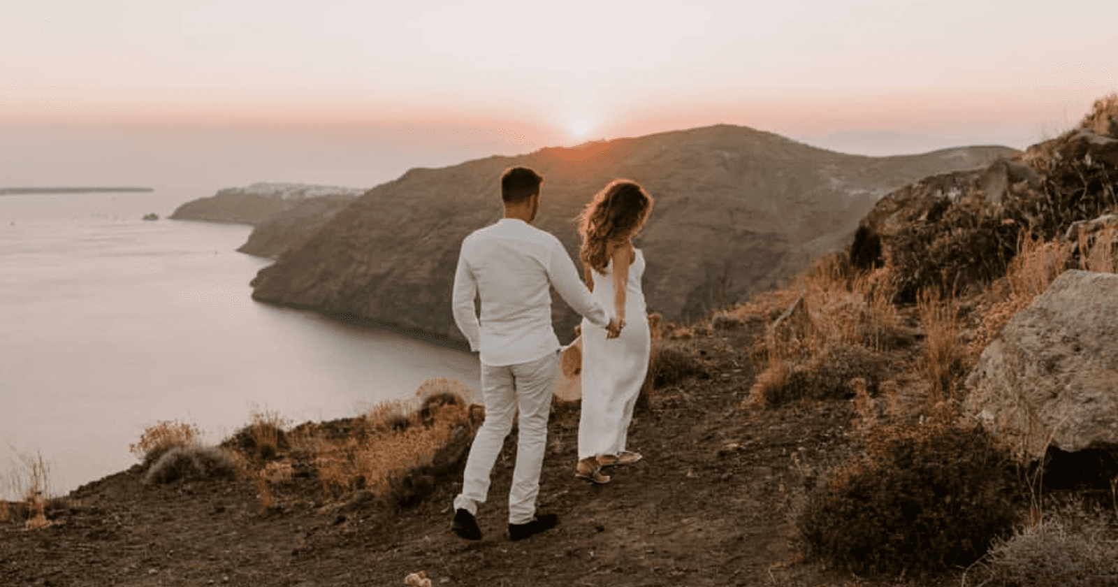 Wedding Time Capsule Ideas: Capture Memories For A Lifetime