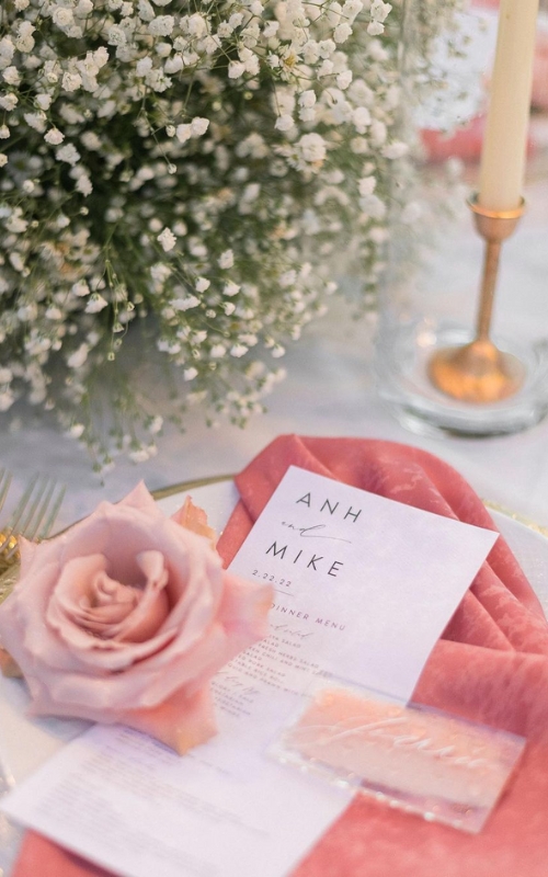 Premium Photo  Bride shues with flowers on the table. pink