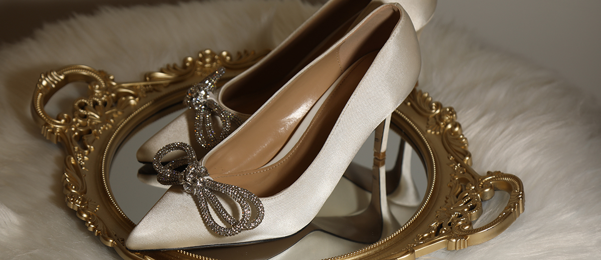 32 Wedding Vintage Shoes For Classic Brides