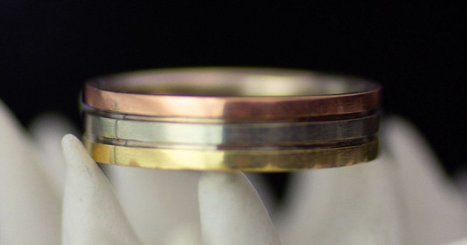 Top Engagement Rings for Men Style & Metal Options