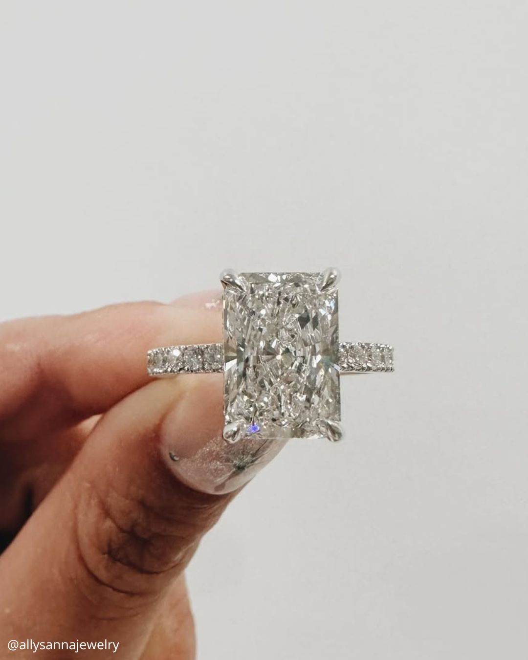 36 Princess Cut Engagement Rings: Guide For 2026