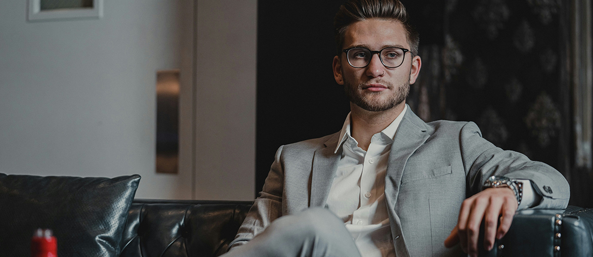 Wedding Eyewear: The Glasses Styles Most Grooms Prefer