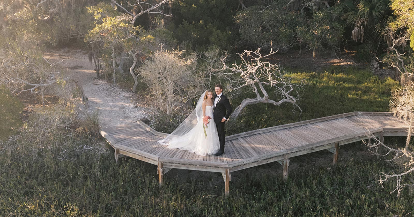 Romantic Walker’s Landing Wedding on Amelia Island (Florida) – Specially Crafted for UK Daughters Brides-to-Be